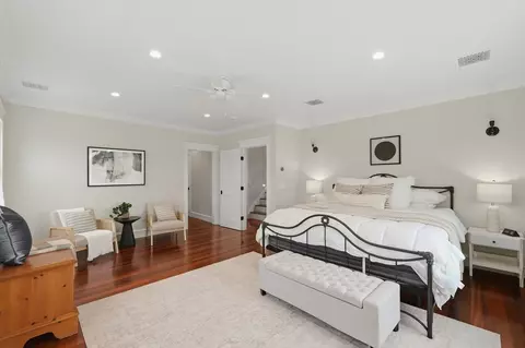 Bedroom - 8 Onset Ave, Buzzards Bay, MA 02532 photo 5 of 8
