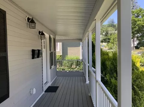 Exterior - 5 Ferdinand St, Worcester, MA 01603 photo 6 of 7