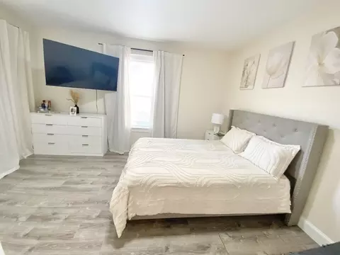Bedroom - 5 Ferdinand St, Worcester, MA 01603 photo 1 of 8