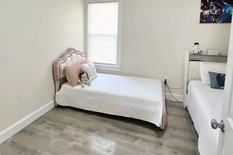 Bedroom - 5 Ferdinand St, Worcester, MA 01603 photo 3 of 8