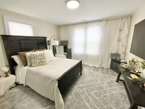 Bedroom - 5 Ferdinand St, Worcester, MA 01603 photo 5 of 8