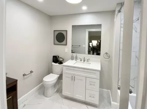 Bath - 5 Ferdinand St, Worcester, MA 01603 photo 5 of 6