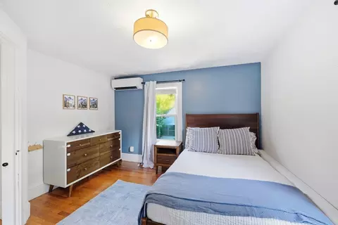 Bedroom - 20 Ashbrook St, Springfield, MA 01118 photo 6 of 9