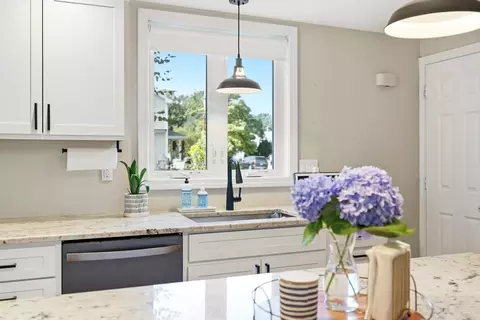 Kitchen - 20 Ashbrook St, Springfield, MA 01118 photo 4 of 6