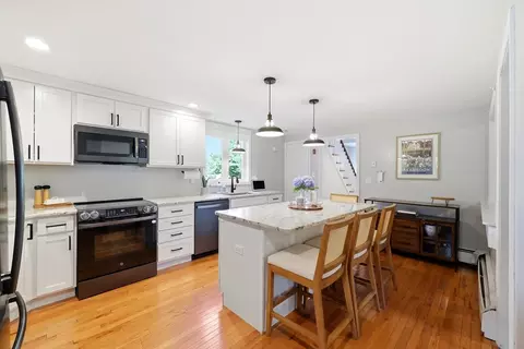 Kitchen - 20 Ashbrook St, Springfield, MA 01118 photo 3 of 6