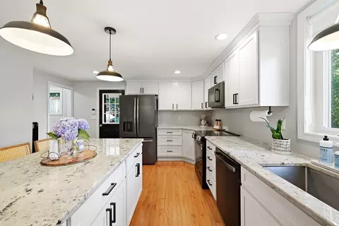 Kitchen - 20 Ashbrook St, Springfield, MA 01118 photo 6 of 6