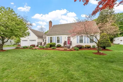 29 Rinnock Rd, Fitchburg, MA 01420