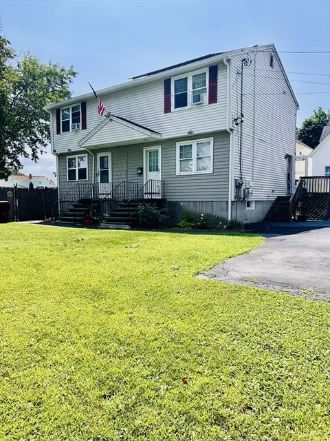 82 E St #B, Lowell, MA 01851 photo 2