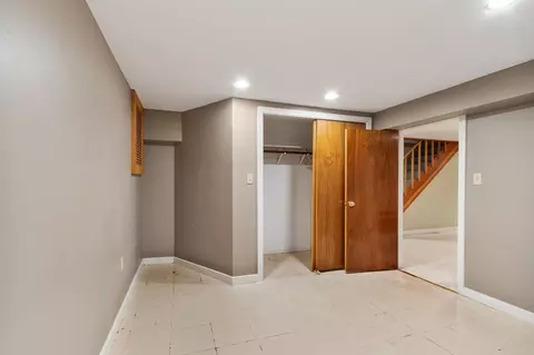 Bedroom - 5 Hemlock St, Beverly, MA 01915 photo 6 of 6