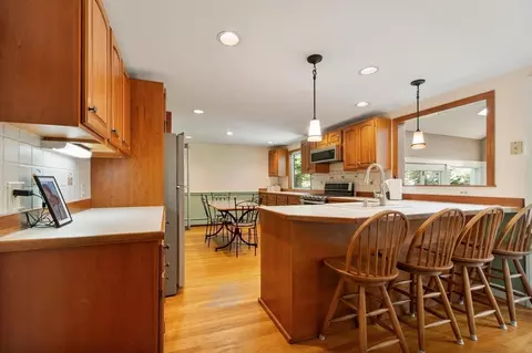 Kitchen - 5 Hemlock St, Beverly, MA 01915 photo 5 of 5
