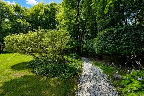 Exterior - 45 Neck Hill Rd, Mendon, MA 01756 photo 10 of 10