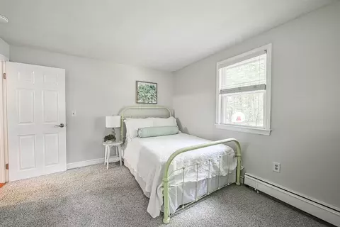 Bedroom - 45 Neck Hill Rd, Mendon, MA 01756 photo 3 of 5