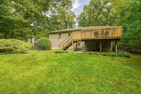 Exterior - 45 Neck Hill Rd, Mendon, MA 01756 photo 2 of 10