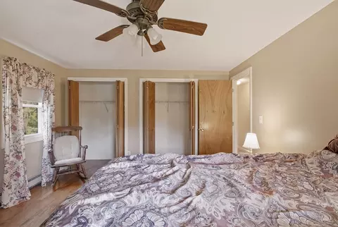 Bedroom - 10 Roberta Dr, Wareham, MA 02532 photo 6 of 9