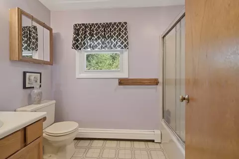 Bath - 10 Roberta Dr, Wareham, MA 02532 photo 1 of 1