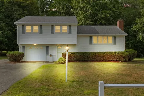 1372 Pleasant St, Brockton, MA 02301