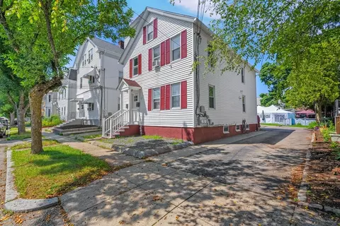 62 Mary Ave, East Providence, RI 02914