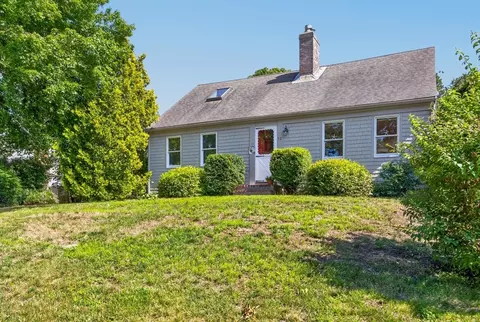 72 Smith St, Chatham, MA 02633 photo 4