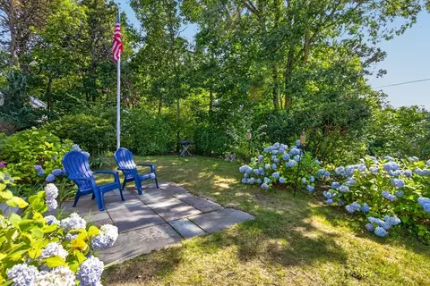 72 Smith St, Chatham, MA 02633 photo 2