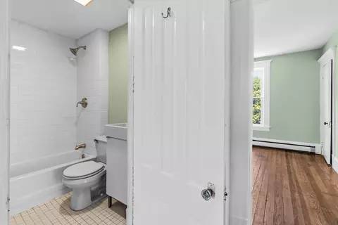 Bath - 417 Westhampton Rd, Florence, MA 01062 photo 4 of 4