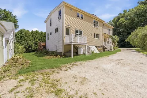 Exterior - 417 Westhampton Rd, Florence, MA 01062 photo 3 of 6