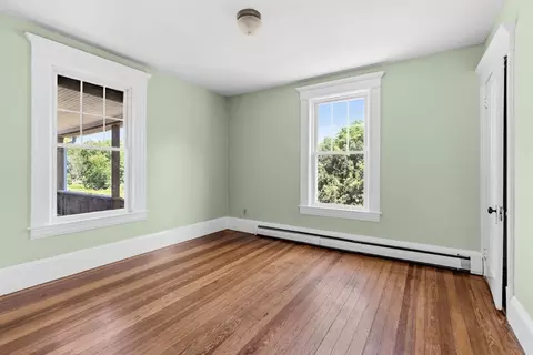 Bedroom - 417 Westhampton Rd, Florence, MA 01062 photo 5 of 6