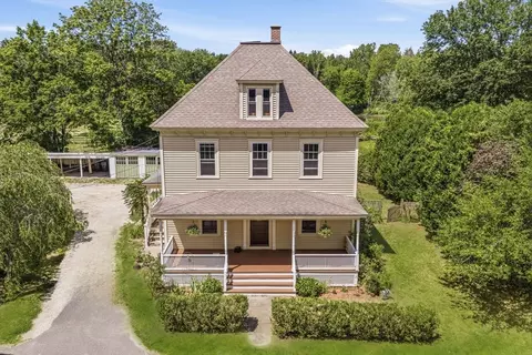 Exterior - 417 Westhampton Rd, Florence, MA 01062 photo 2 of 6