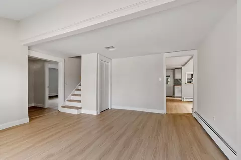 30 Hooper Rd, Dedham, MA 02026 photo 8