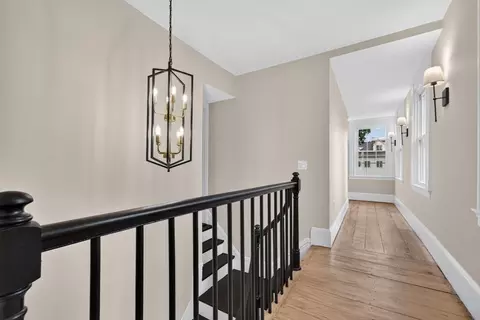 Entry Way - 162 High St, Danvers, MA 01923 photo 5 of 7