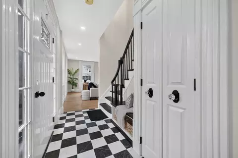 Entry Way - 162 High St, Danvers, MA 01923 photo 2 of 7