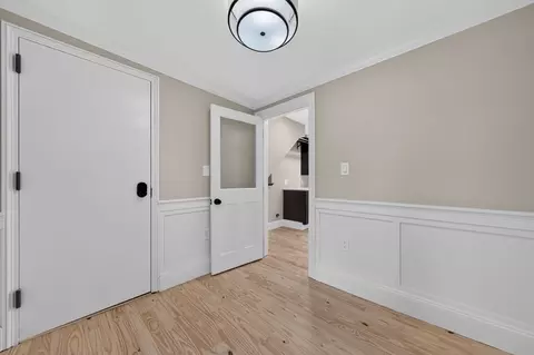 Entry Way - 162 High St, Danvers, MA 01923 photo 6 of 7