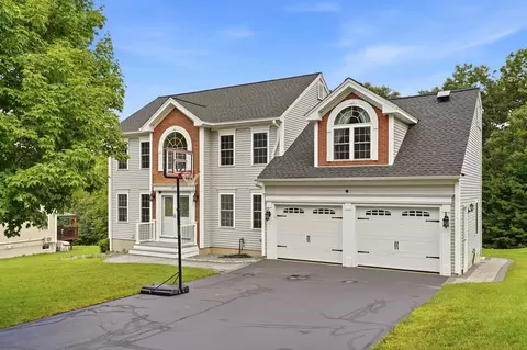 147 Roosevelt St, Fitchburg, MA 01420