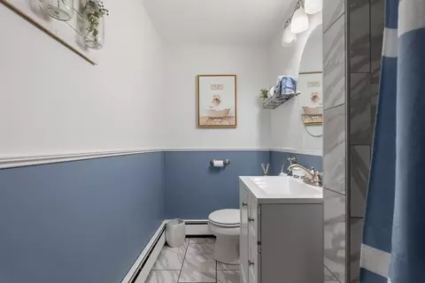 Bath - 6 Wentworth Rd, Canton, MA 02021 photo 2 of 2