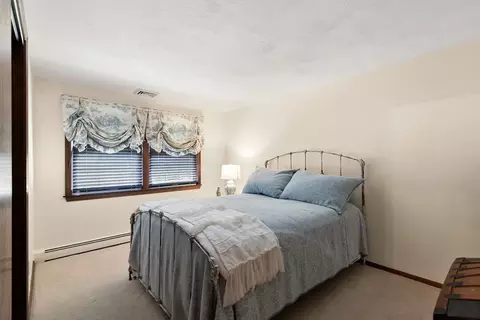 25 Lisa Ln, Reading, MA 01867 photo 23