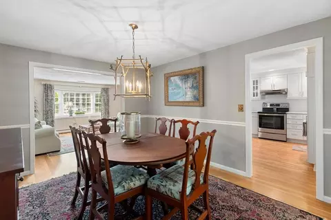 25 Lisa Ln, Reading, MA 01867 photo 10