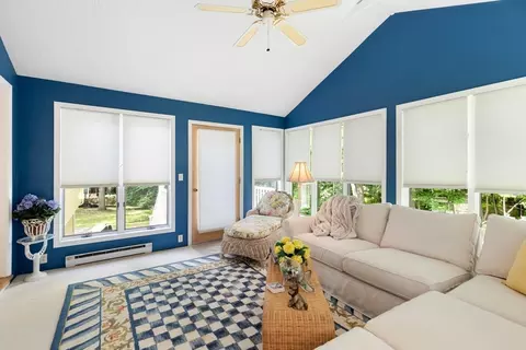 25 Lisa Ln, Reading, MA 01867 photo 18