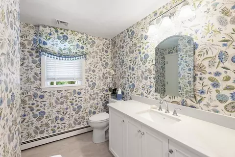 25 Lisa Ln, Reading, MA 01867 photo 25