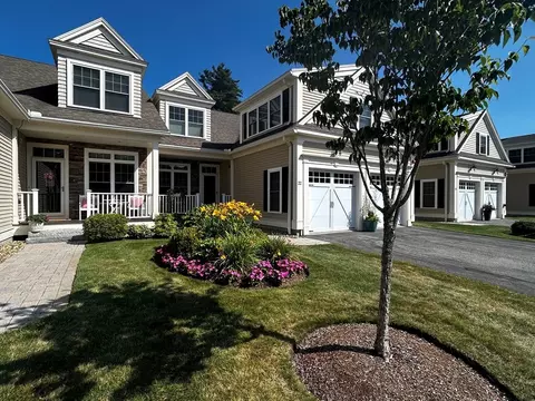 22 Fairway #22, Topsfield, MA 01983