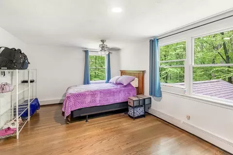 Bedroom - 9 Colonial Rd, Sutton, MA 01590 photo 5 of 6