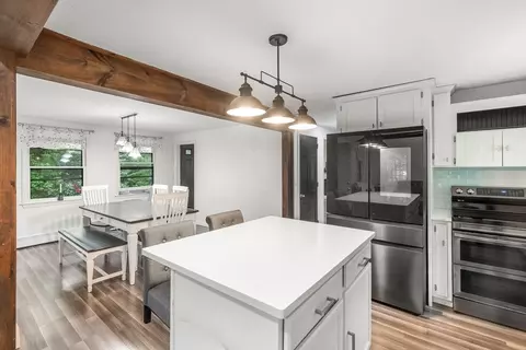 Kitchen - 9 Colonial Rd, Sutton, MA 01590 photo 1 of 3
