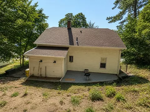 Exterior - 291 S Main St, Athol, MA 01331 photo 2 of 2