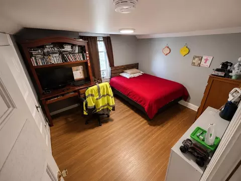 Bedroom - 291 S Main St, Athol, MA 01331 photo 2 of 3