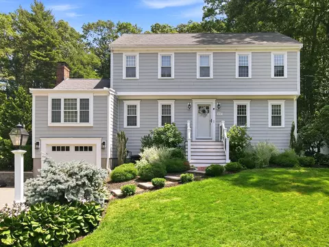 Exterior - 137 Peterson Path, Marshfield, MA 02050 photo 14 of 15