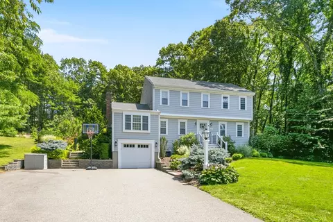 Exterior - 137 Peterson Path, Marshfield, MA 02050 photo 15 of 15
