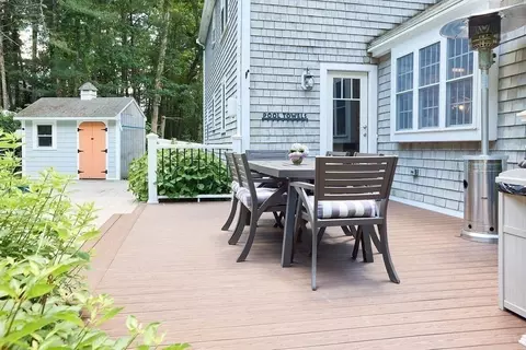Exterior - 137 Peterson Path, Marshfield, MA 02050 photo 6 of 15