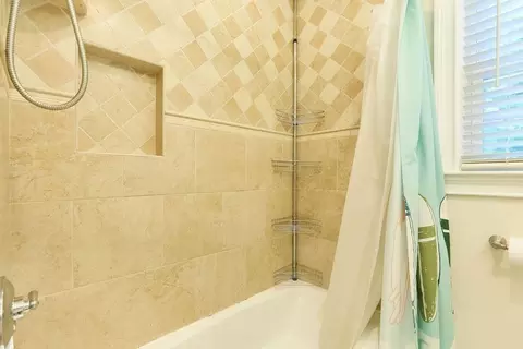 Bath - 137 Peterson Path, Marshfield, MA 02050 photo 5 of 5