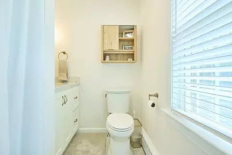 Bath - 137 Peterson Path, Marshfield, MA 02050 photo 2 of 5