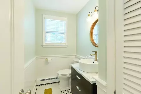 Bath - 137 Peterson Path, Marshfield, MA 02050 photo 1 of 5