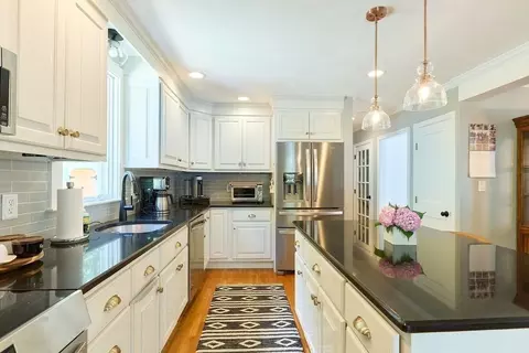 Kitchen - 137 Peterson Path, Marshfield, MA 02050 photo 2 of 2