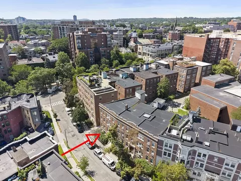 View/Area - 12 James St #B, Brookline, MA 02446 photo 2 of 10